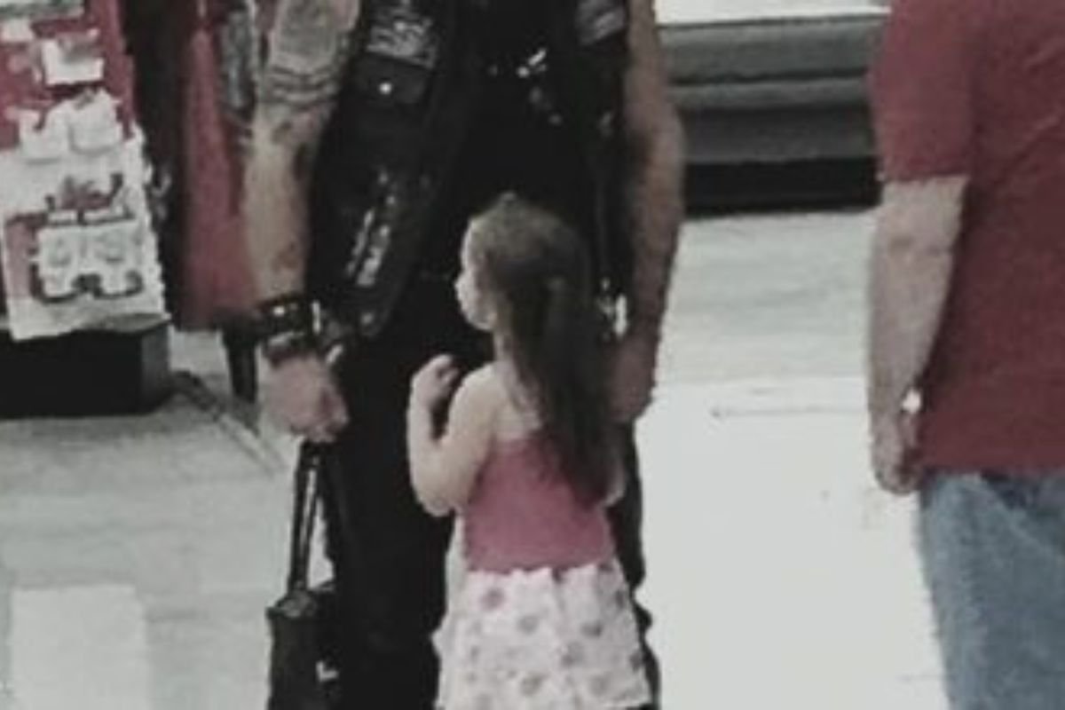 Mute Girl and Biker Secret
